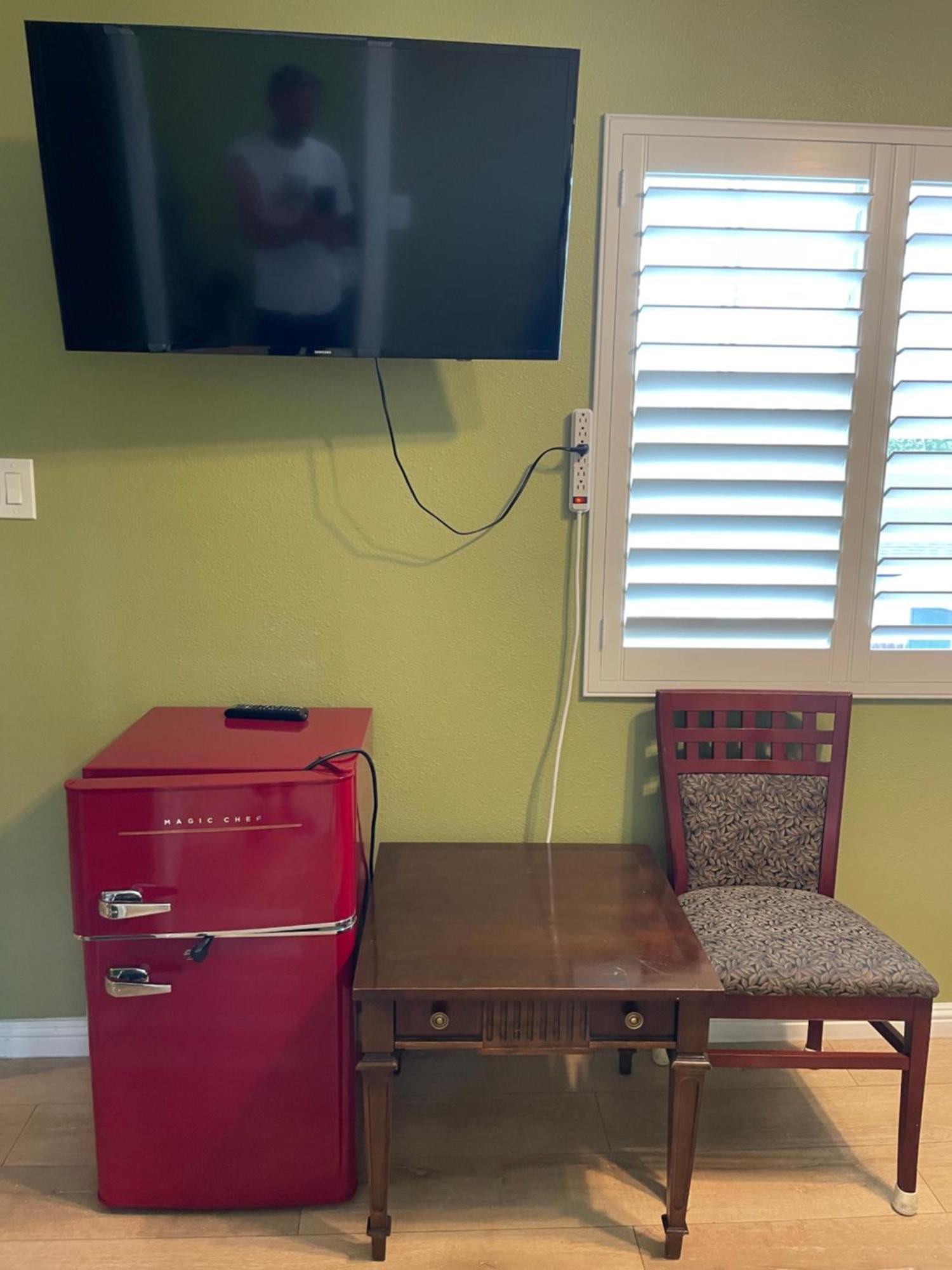 Private Room In Los Angeles With Wifi, Tv, And View Of Hollywood Sign & Shared Kitchen Экстерьер фото